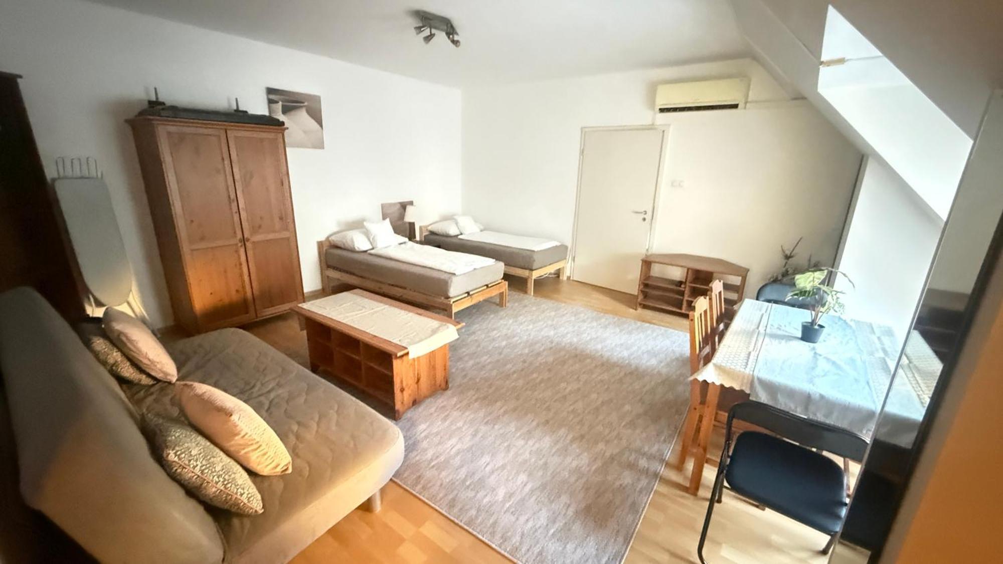 Apartmán H1 *